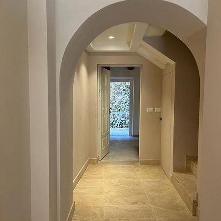 Charme In Centro With Private Parking Ascoli Piceno Exterior foto
