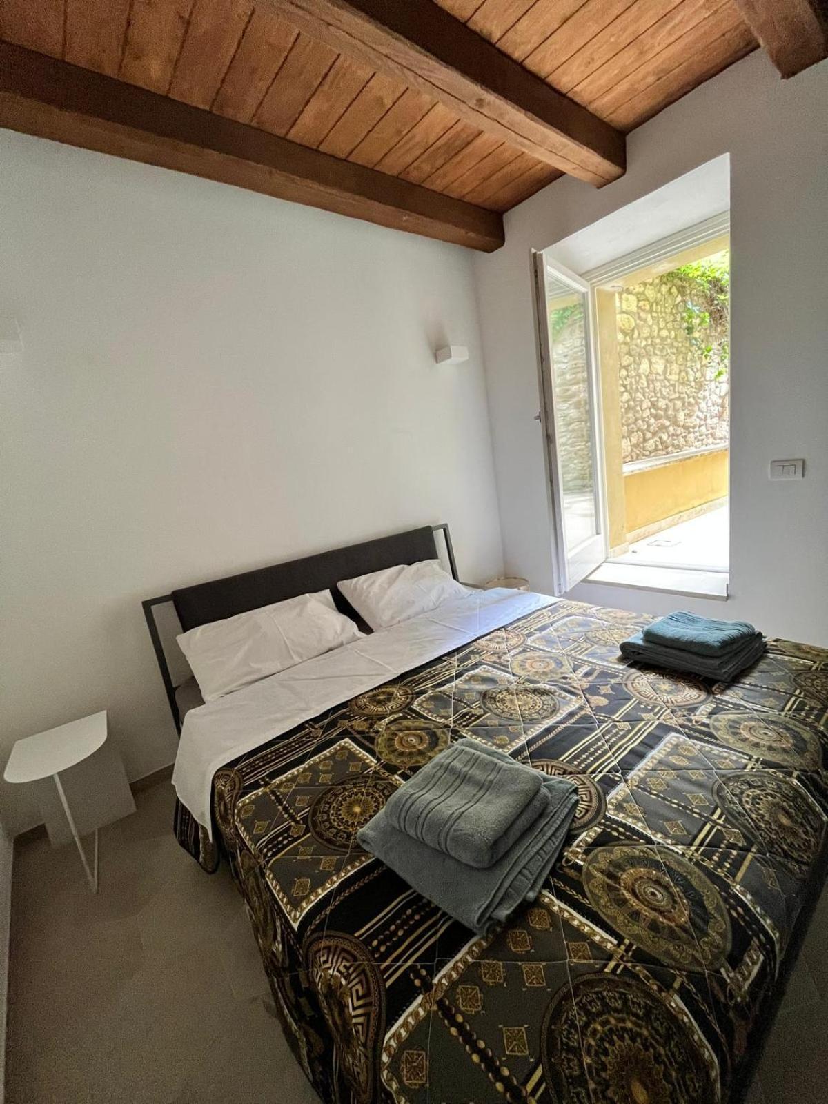 Charme In Centro With Private Parking Ascoli Piceno Exterior foto
