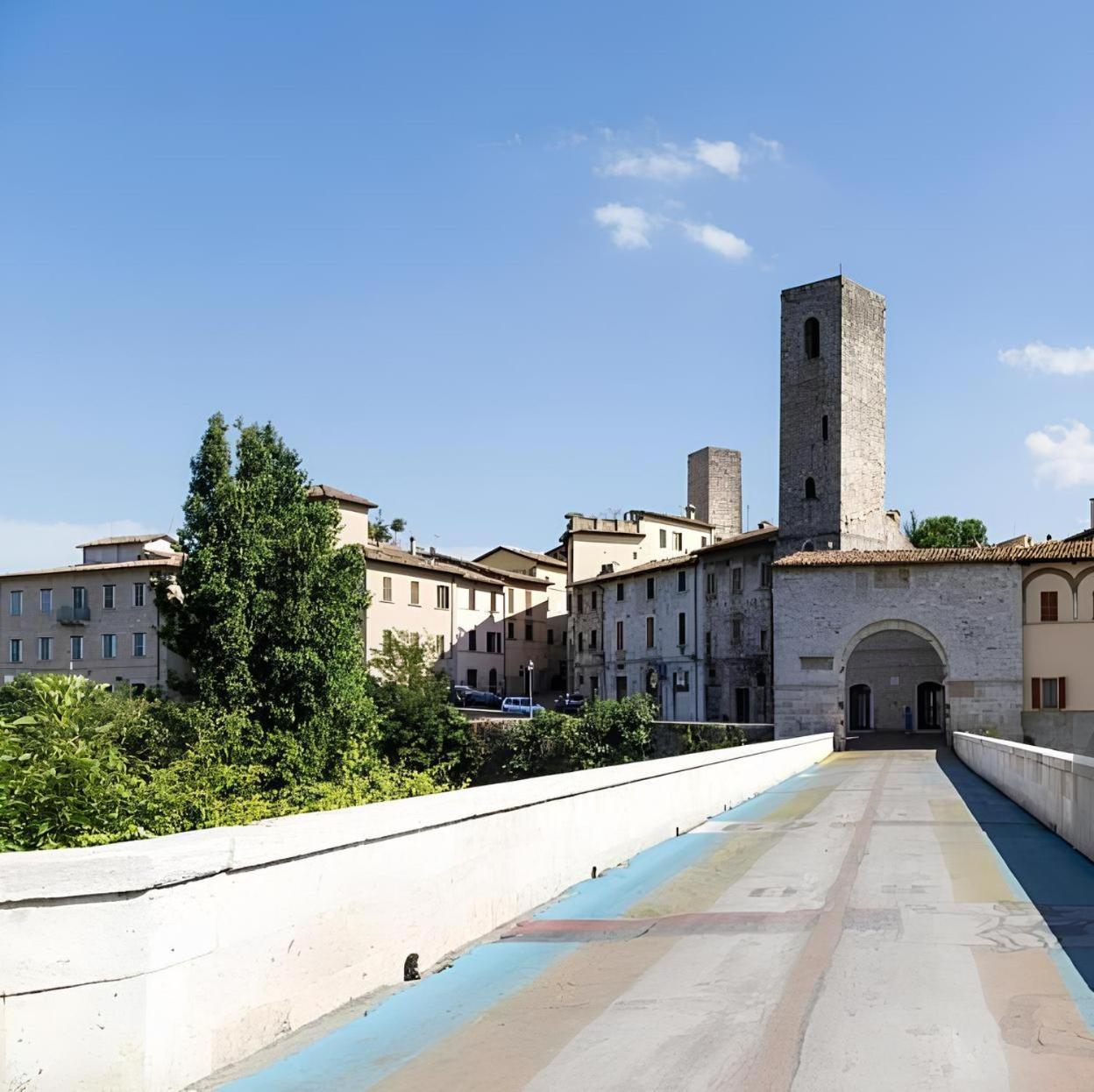 Charme In Centro With Private Parking Ascoli Piceno Exterior foto